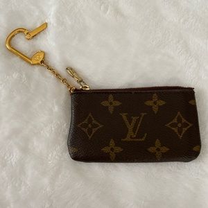 100 percent authentic Louis Vuitton key pouch